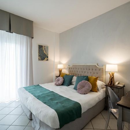 Hotel Continental Senigallia Exterior photo
